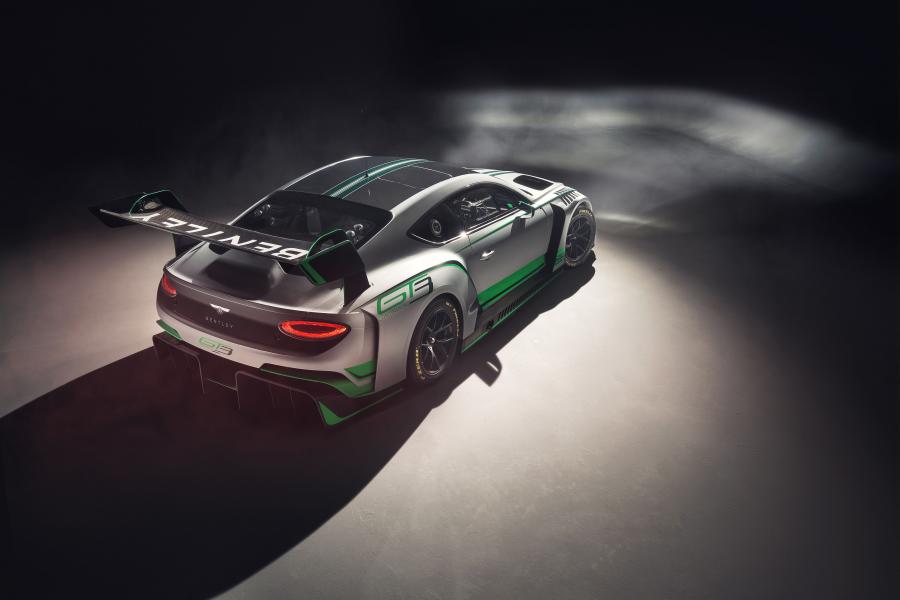  Bentley Continental GT3 2018 года  (фото 5 из 16)